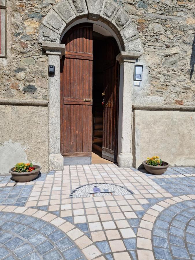 Apartamento Il Torrino Golasecca Exterior foto